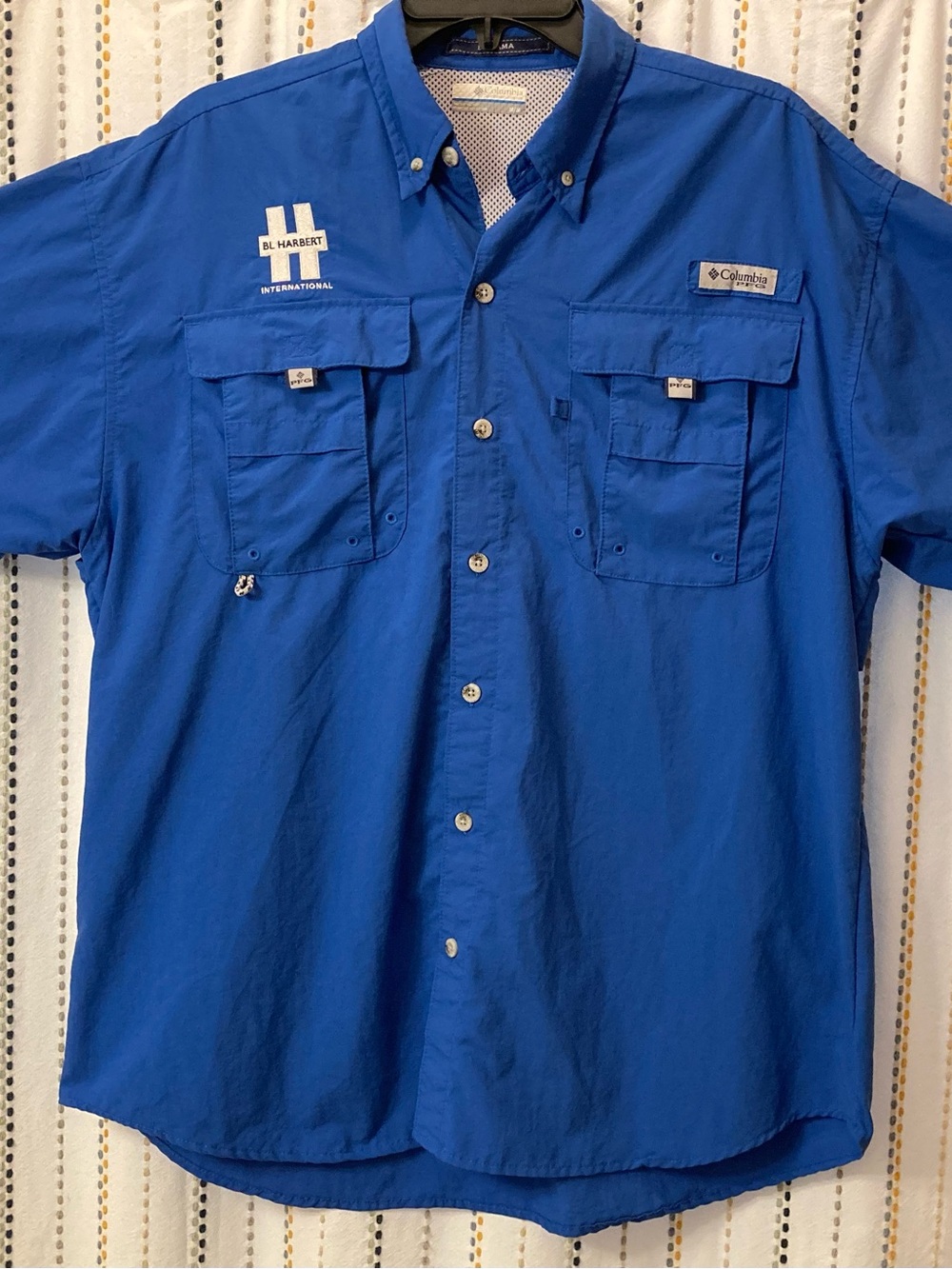 Columbia Men’s Royal Blue Long Sleeve Button-Down Fishing Shirt